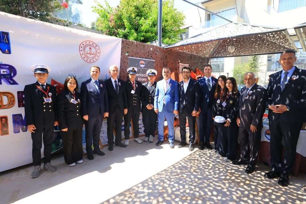 Vali Akbıyık: “Nitelikli Gençlik Turizmin Geleceğidir” 2